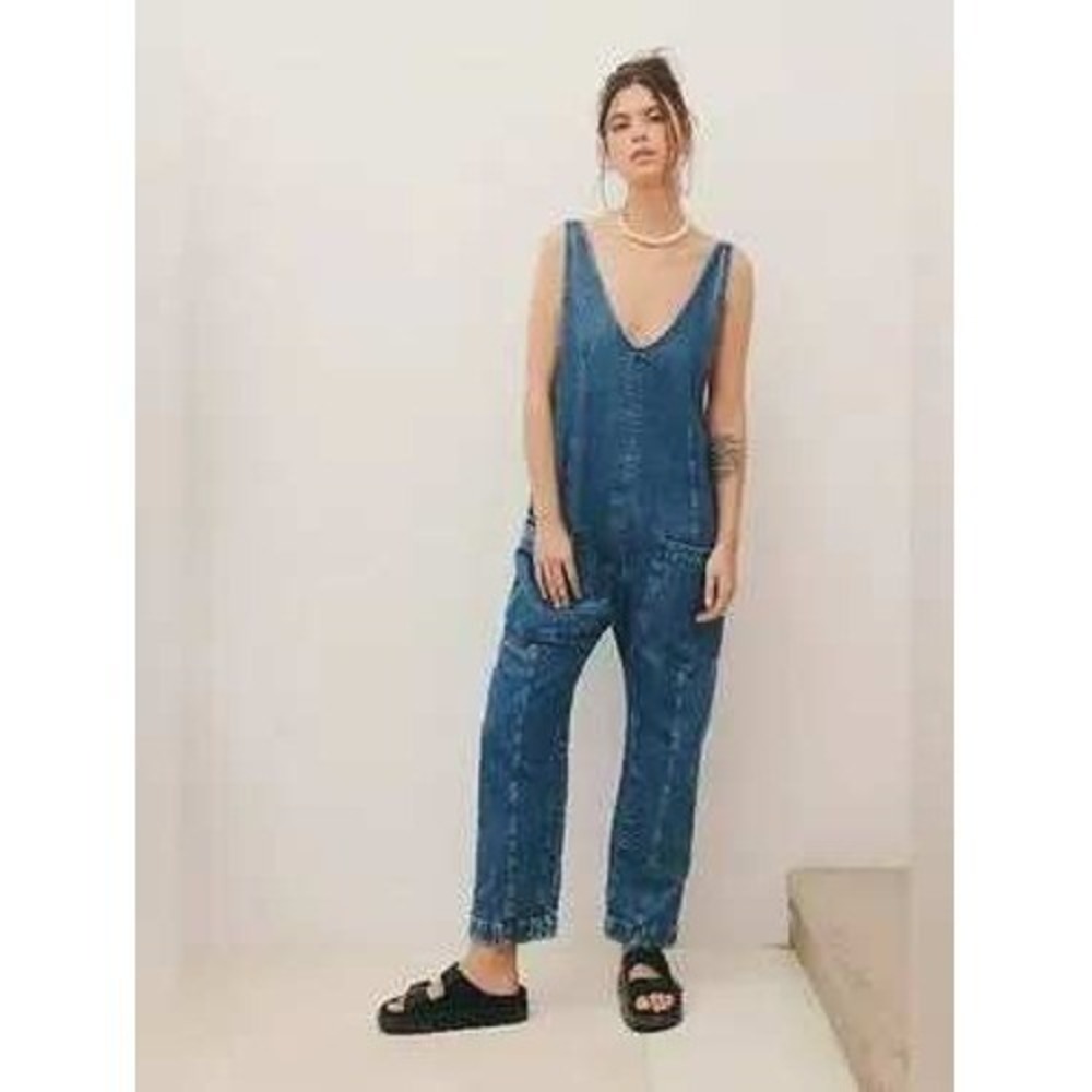 Free People High Roller Jumpsuit Denim Overalls Blue V-Neck Tapered Leg Smal